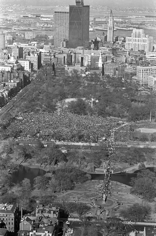 15 anti war demonstration